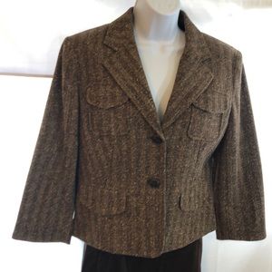 Worthington stretch 6 brown fully lined jacket.